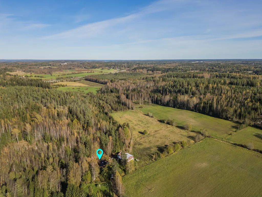 Vista aerea - Rural Estate with Old Barn near Helsinki