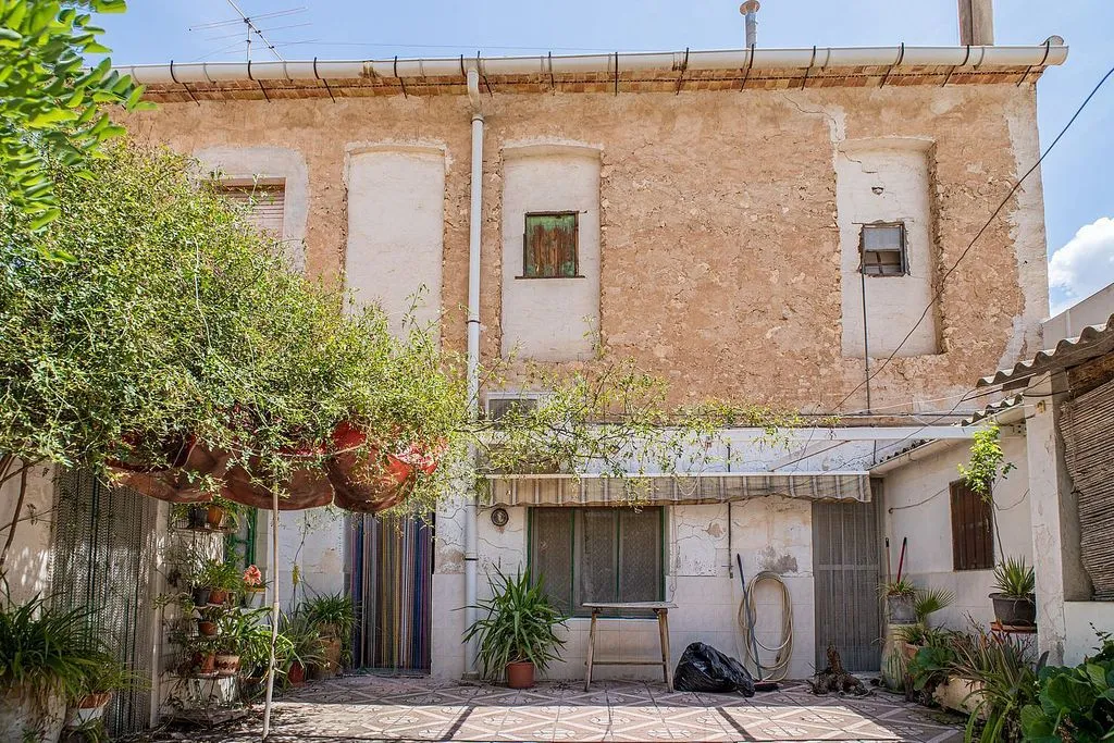 Aed - Terraced House with Air Conditioning in Pinós