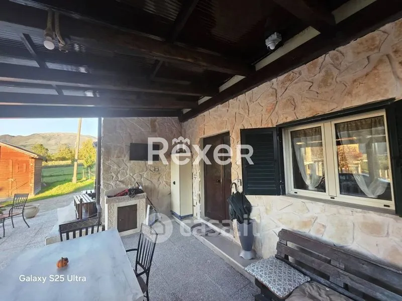 Terrazza - Rustic Casale with Private Garden in Cervaro