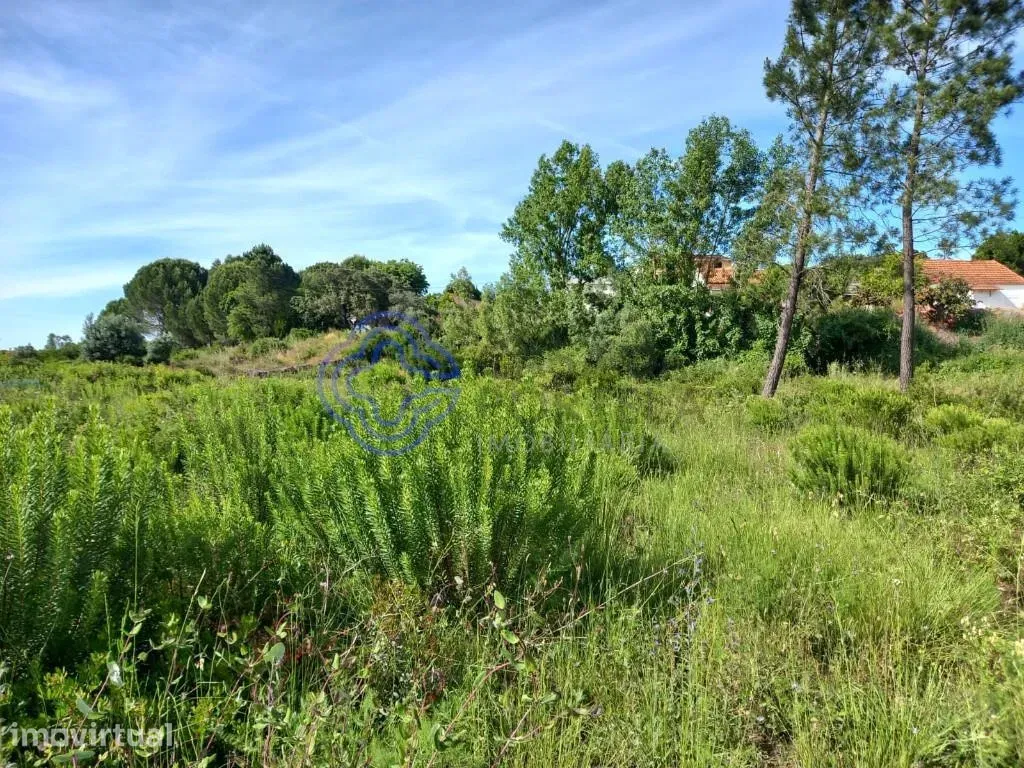 Aed - Construction Plot with Two Levels in Tomar