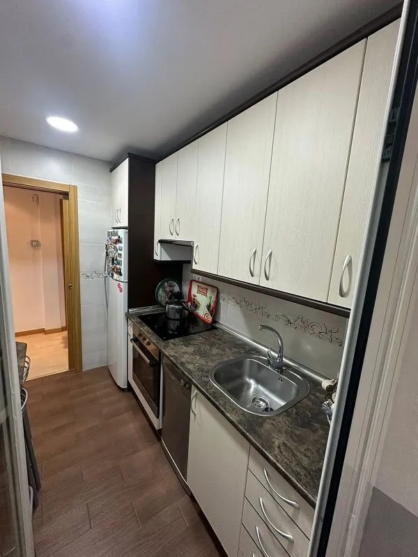 Köök - Modernised Flat with Patio in San Isidro