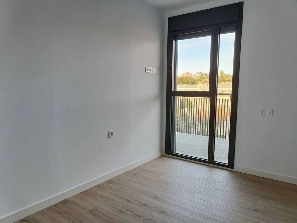 Pièces - Newly Built Duplex with Terraces in Granollers