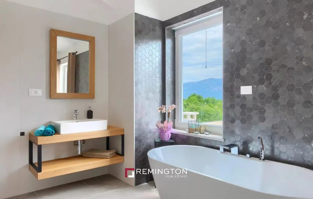 Bathrooms - House with Heated Pool in Istrian Village