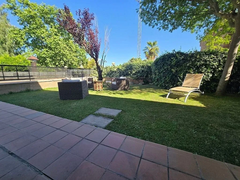 Aed - Reformed Chalet with Pool in Logroño