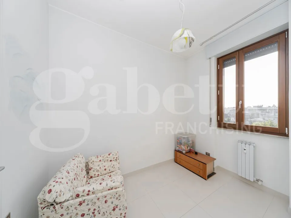 Chambres - Modernised Apartment with Balcony in Monza