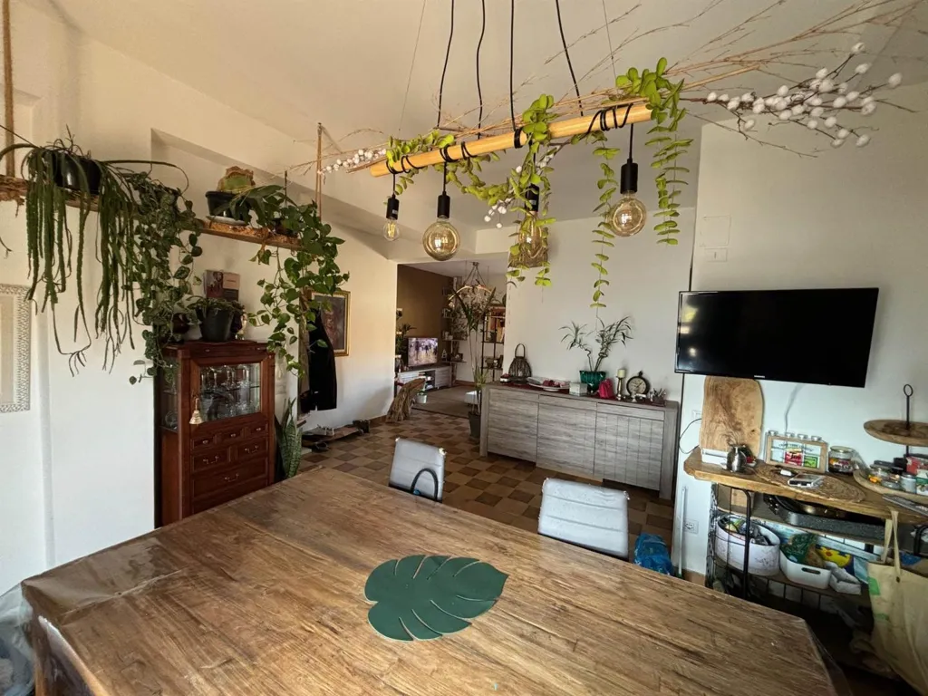 Söögituba - Apartment with Panoramic Terrace in Castelraimondo