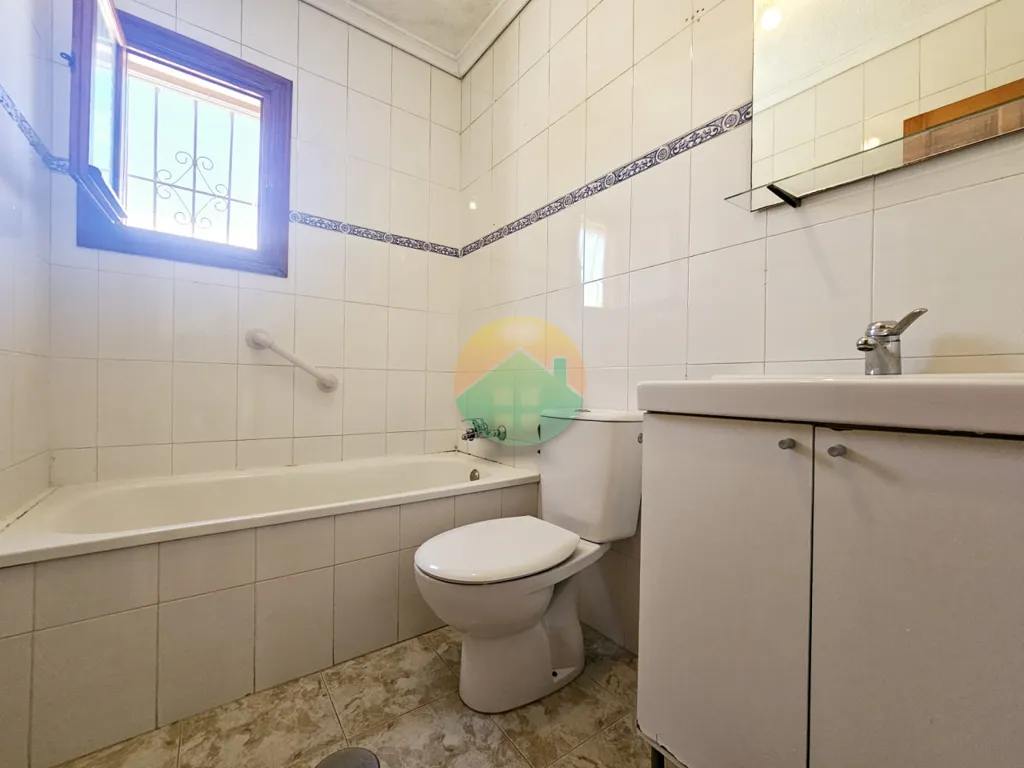 Vannitoad - Semi-Detached with Private Pool in Camposol