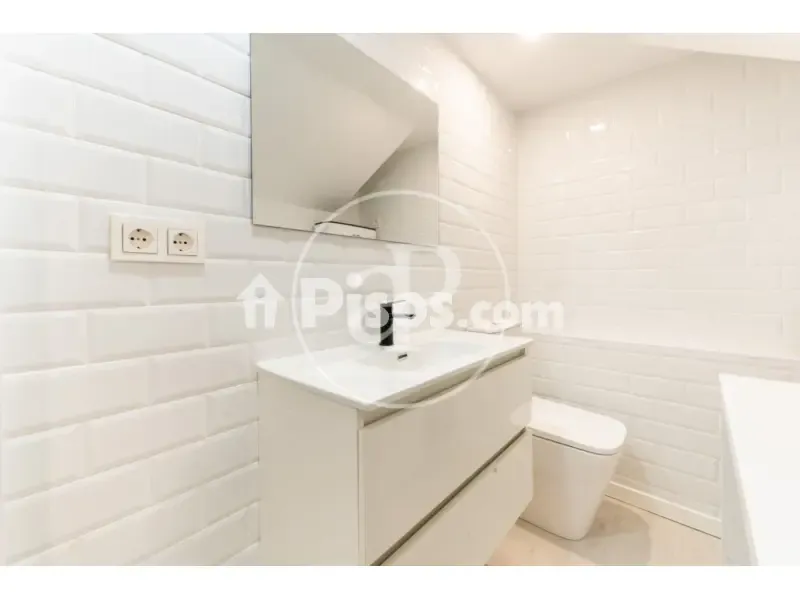 Bagni - Reformed Duplex with Pool in Arganzuela