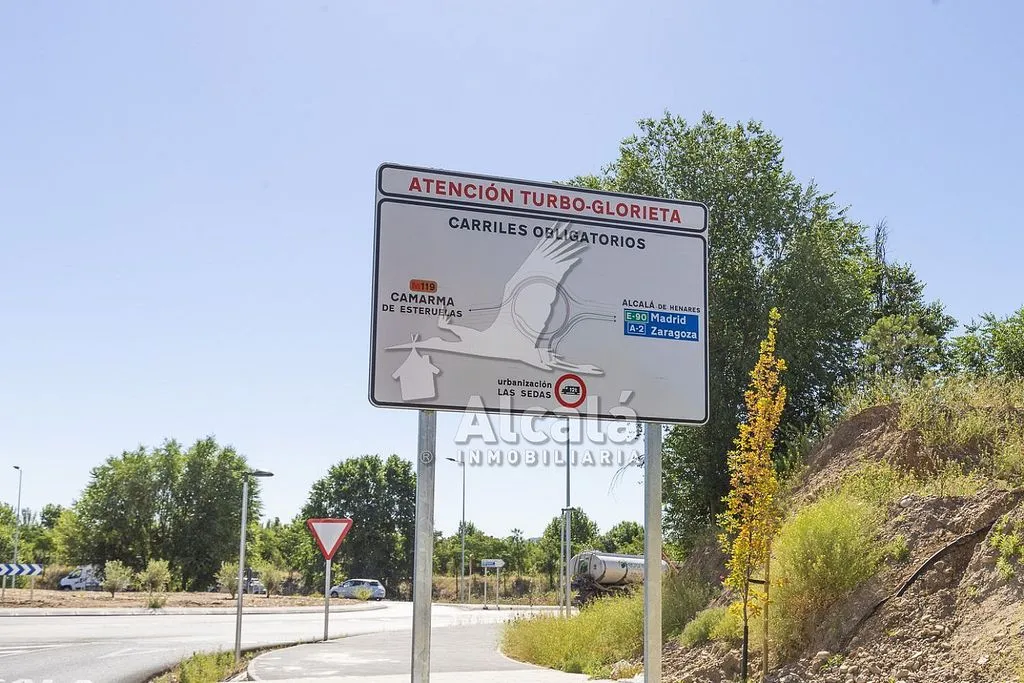 Välivaade - Apartment with Pool in El Olivar, Alcalá de Henares