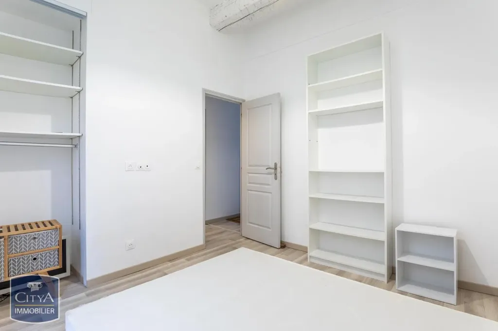 Bedrooms - Furnished Flat with Central Location in Béziers