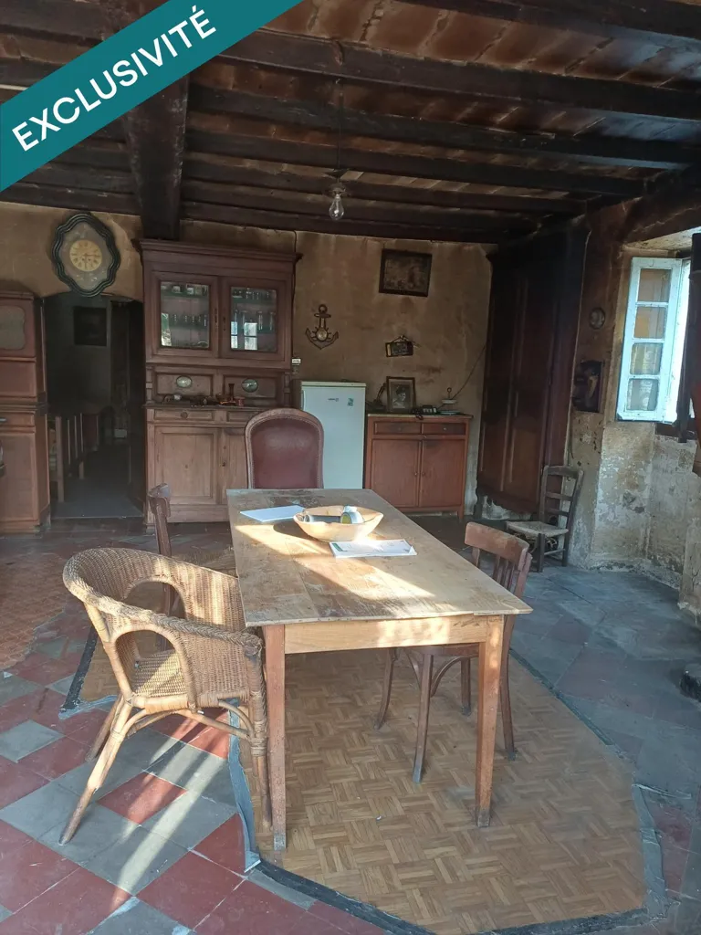 Söögituba - Ancient House with Constructible Land in Saint-Quentin-de-Chalais