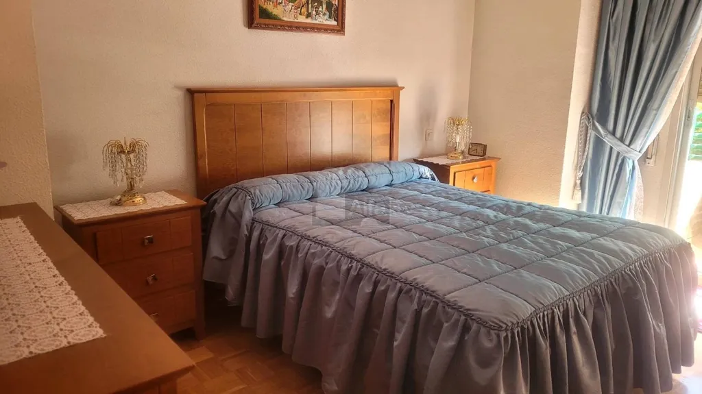 Chambres - Furnished Flat with Garden in Madrid