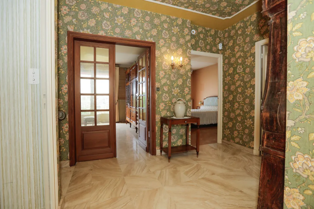 Entrée - Maison d'Architecte dans Quartier Calme