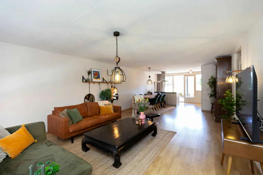 Séjour - Galerie Flat with Garden in Almere Stad