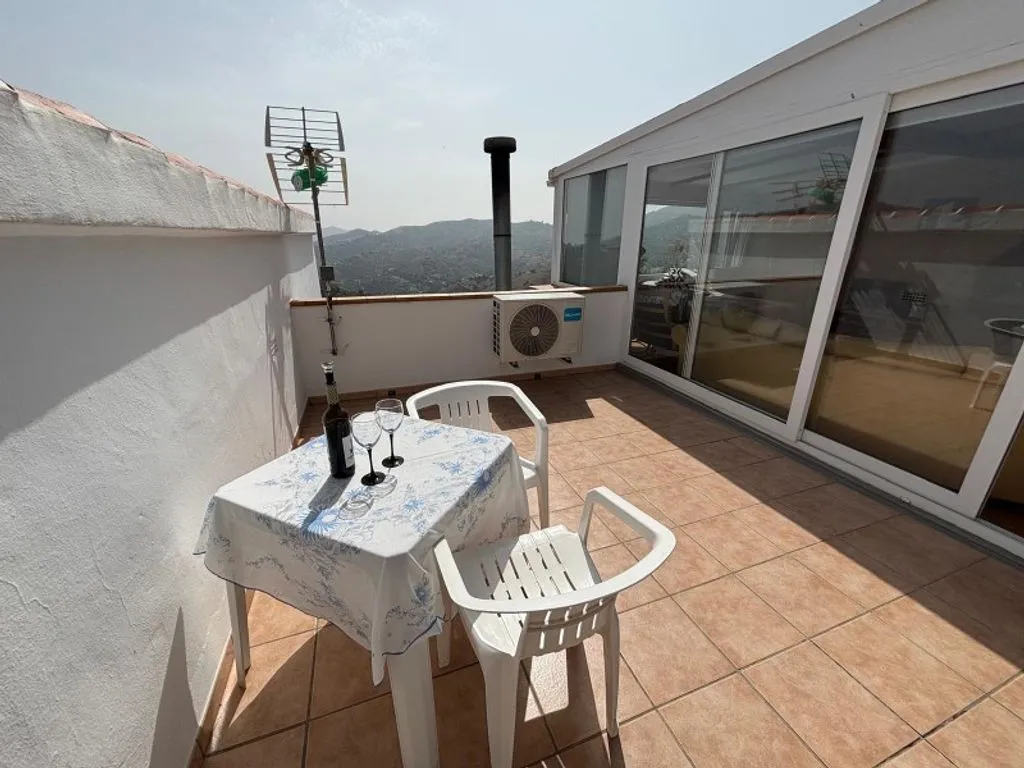 Terrace - Villa with Sea View and Pool in Cómpeta