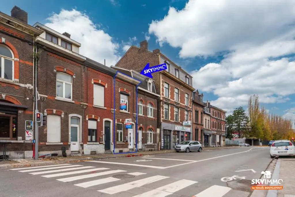 Esterno - Spacious 4-Bedroom House with Terrace in Liège