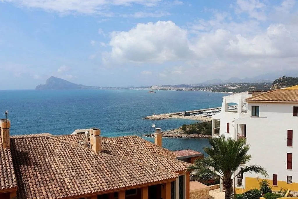 Terrasse - Apartment with Pool and Sea View in Mascarat