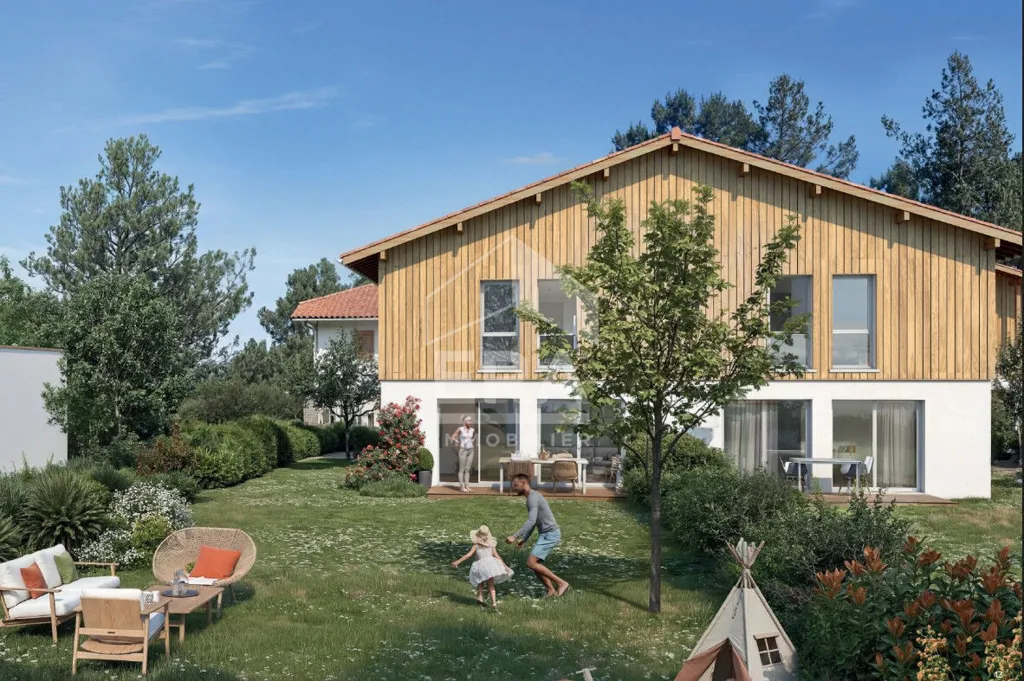 Contemporary Duplex House with Garden in Seignosse