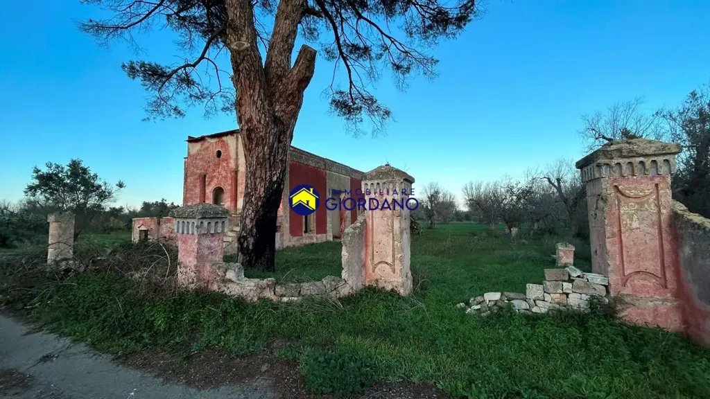 Exterior - Rustic Property with Garden in Squinzano