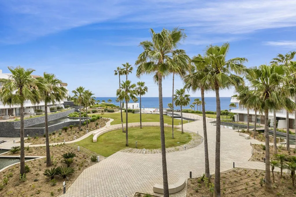 Jardin - Beachfront Luxury Apartment in Estepona