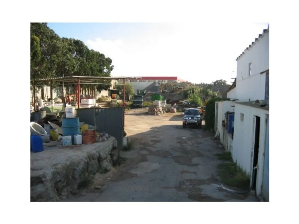 Extérieur - Industrial Land with Walling in Serra das Minas