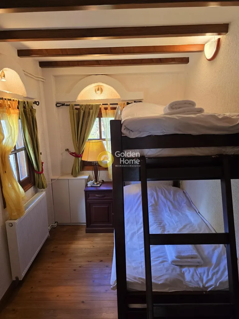 Magamistoad - Detached House with Garden in Arachova Meadow