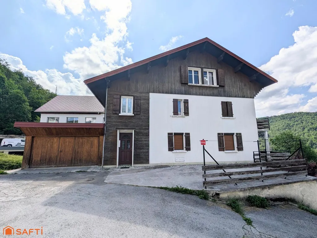 Esterno - Detached House with Valley View in Morbier