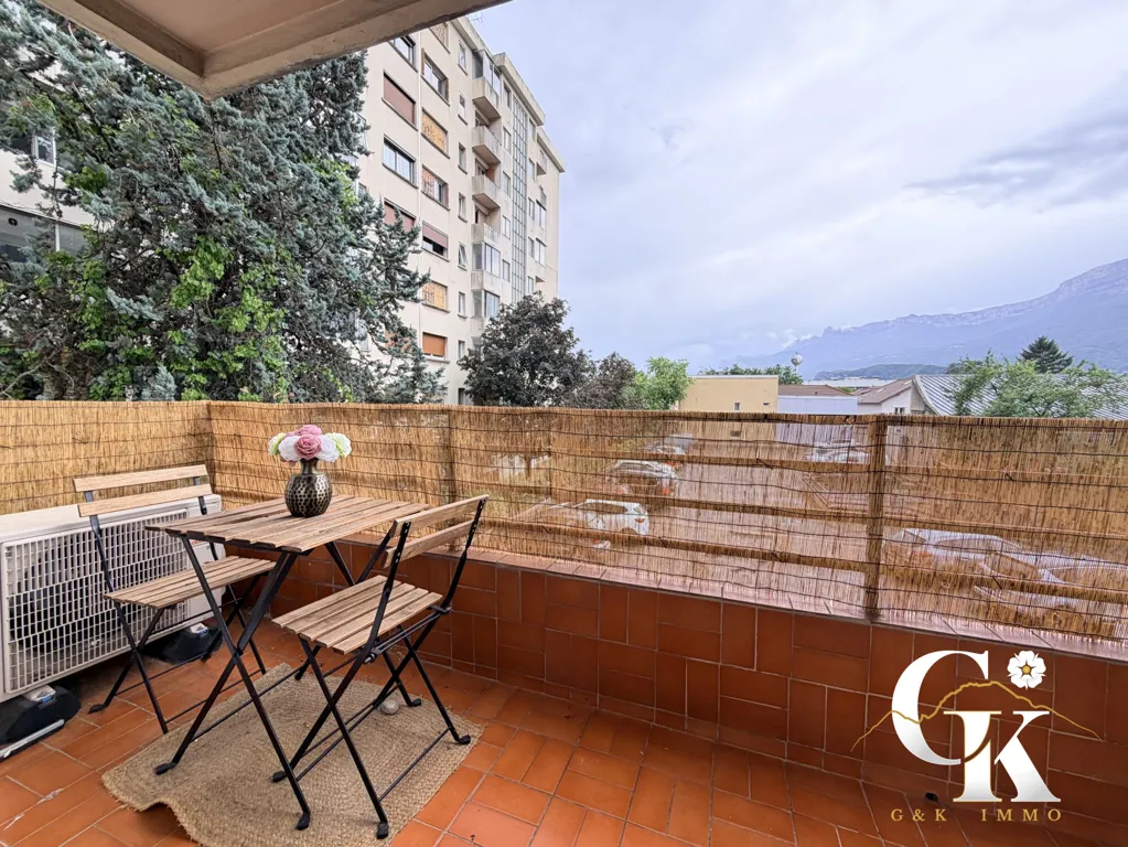 Balcone - Renovated Flat with Mountain View in Grenoble