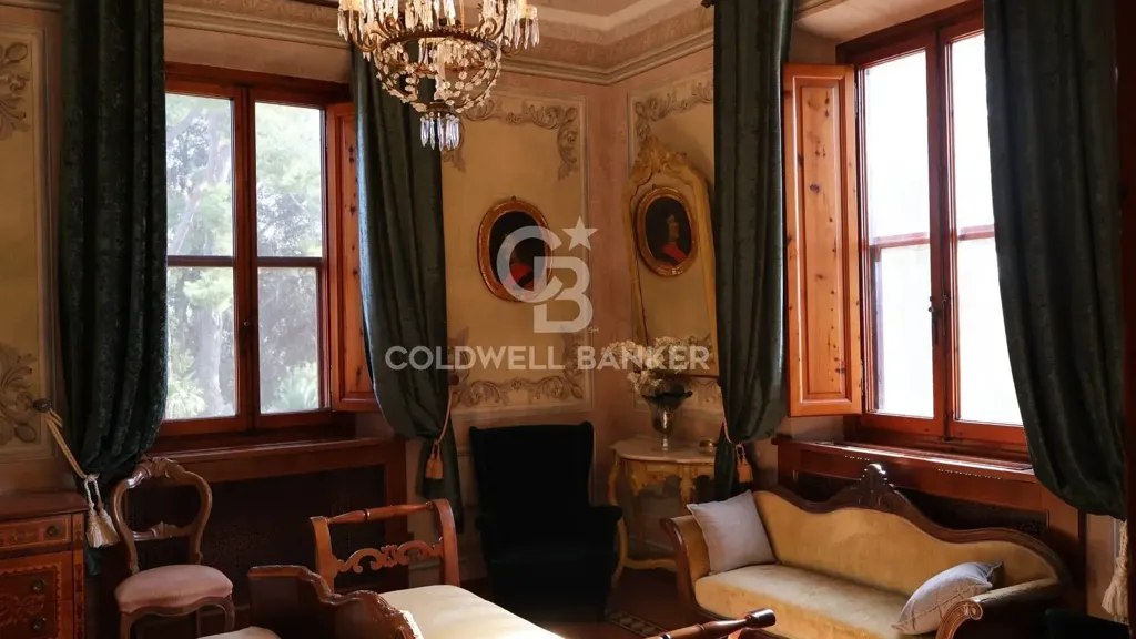 Elutuba - Historic Villa with Garden in Filottrano