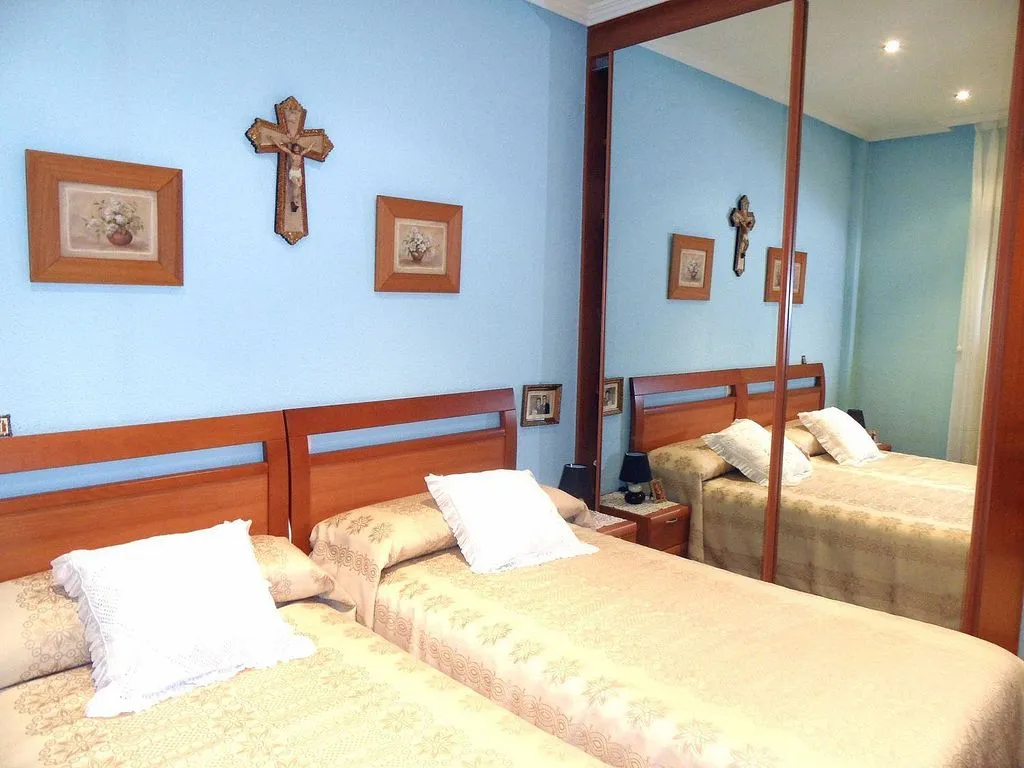 Magamistoad - Ground Floor Flat in Private Urbanisation, Mieres