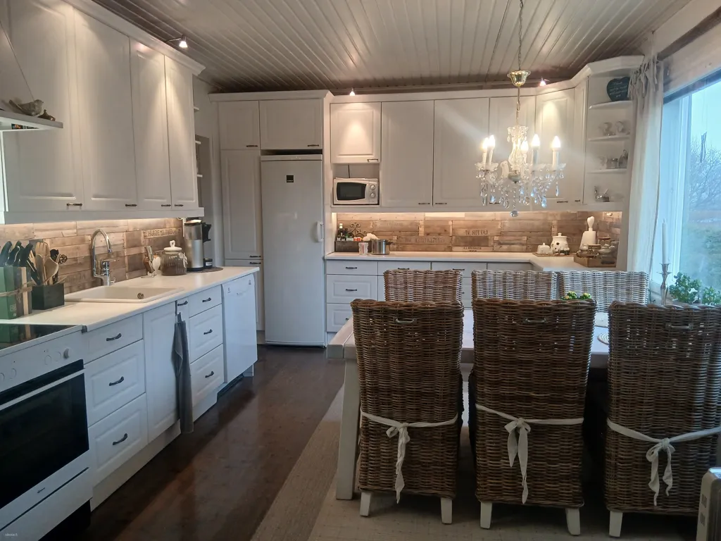 Cucina - Spacious Detached House with Garden in Tuimala