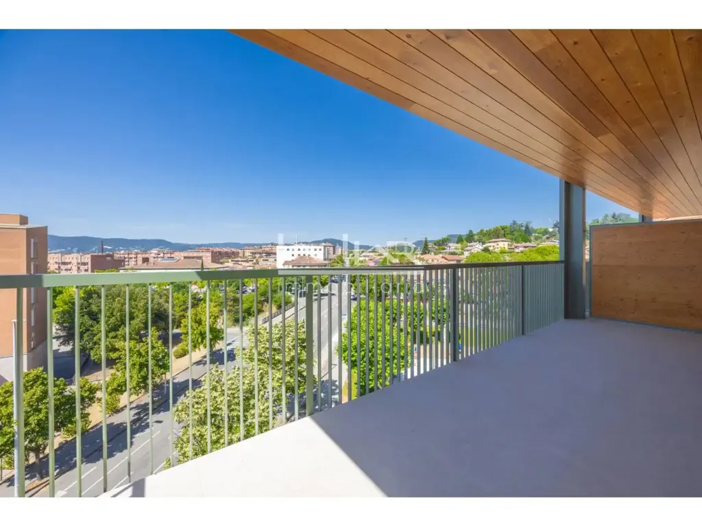 Balcon - Newly Built Flat with Terraces in Nord-El Sucre