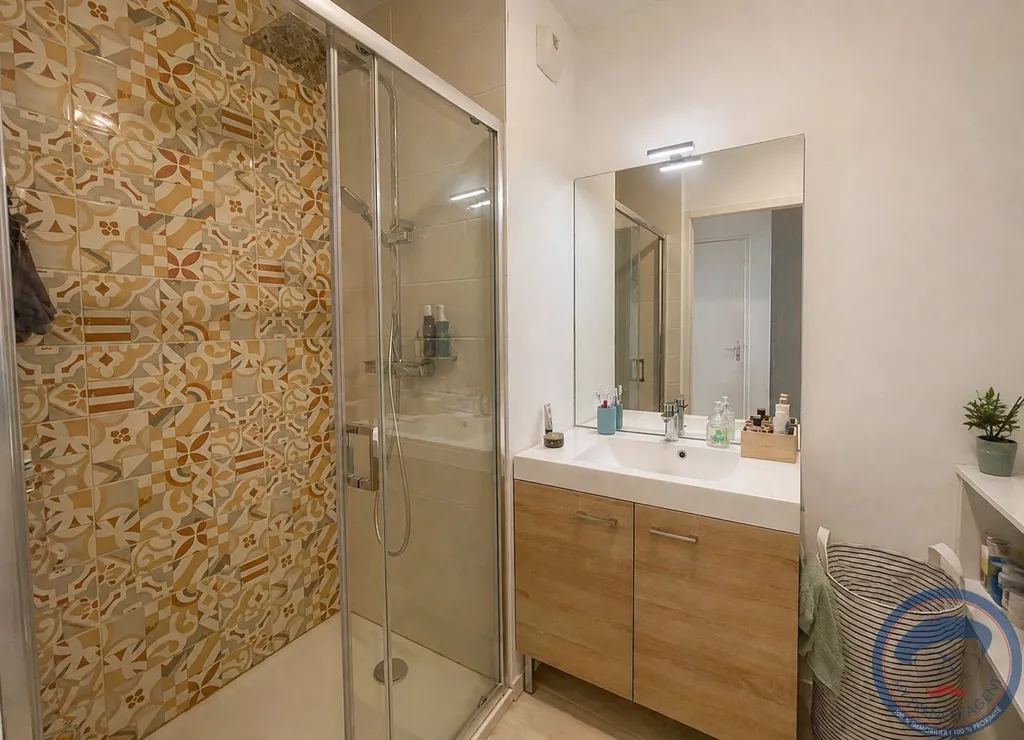 Vannitoad - Eco-Friendly Townhouse with Terrace in La Canopée