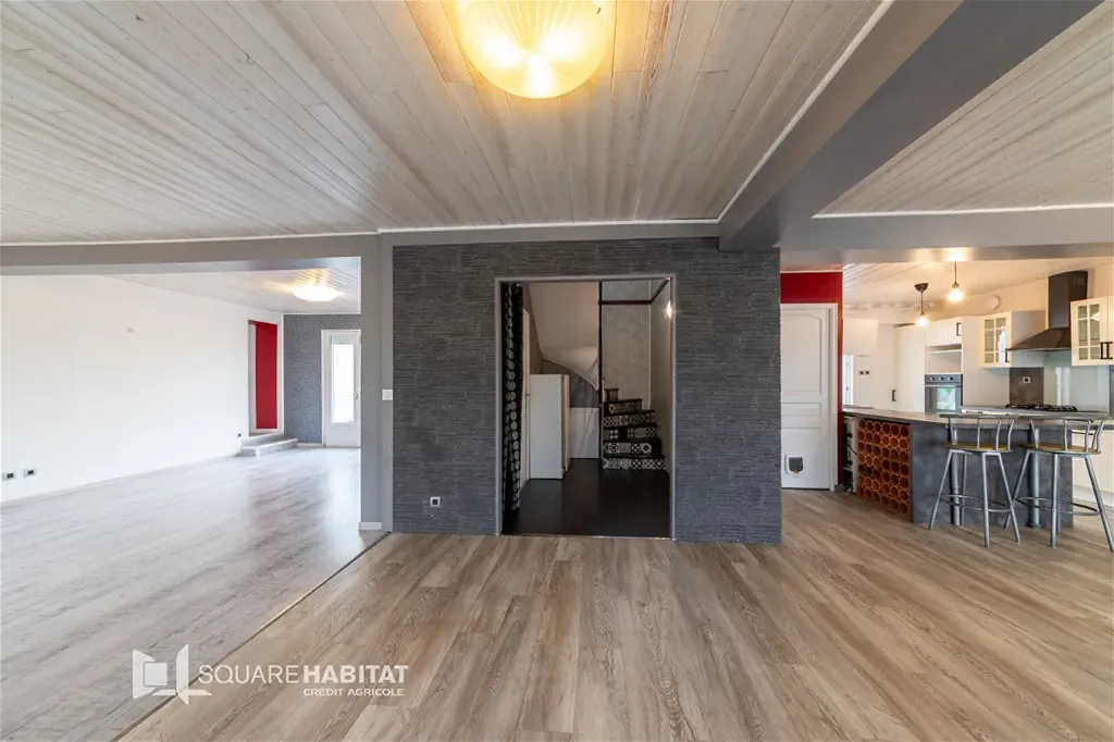 6-toaline maja asukohas Fontenay Le Comte