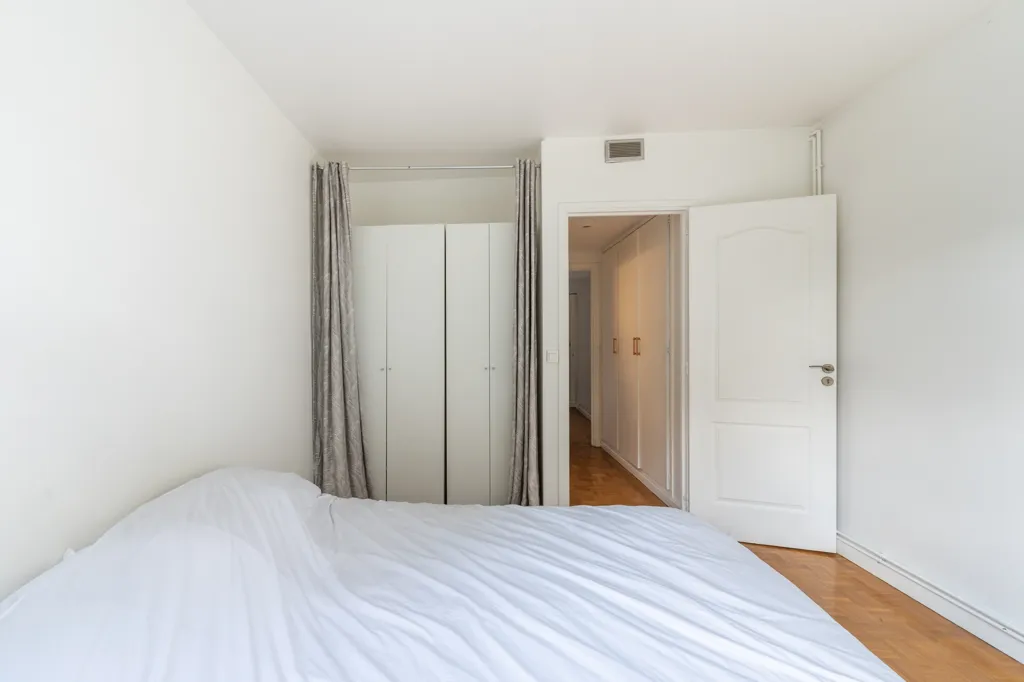 Camere da letto - 2-Bedroom Apartment with Balcony in Cachan