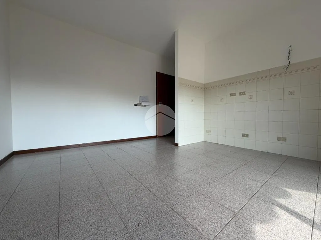 Pièces - Studio Flat with Balcony in Bussero