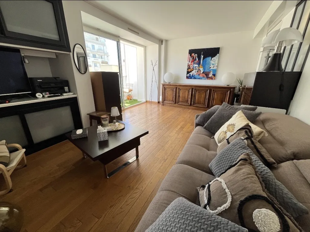 Elutuba - Catalan T3 with Sea View Balcony in Marseille