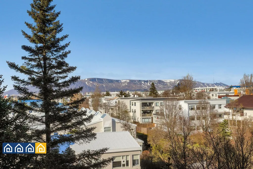 Rõdu - Two-Bedroom Apartment with Elevator in Reykjavik