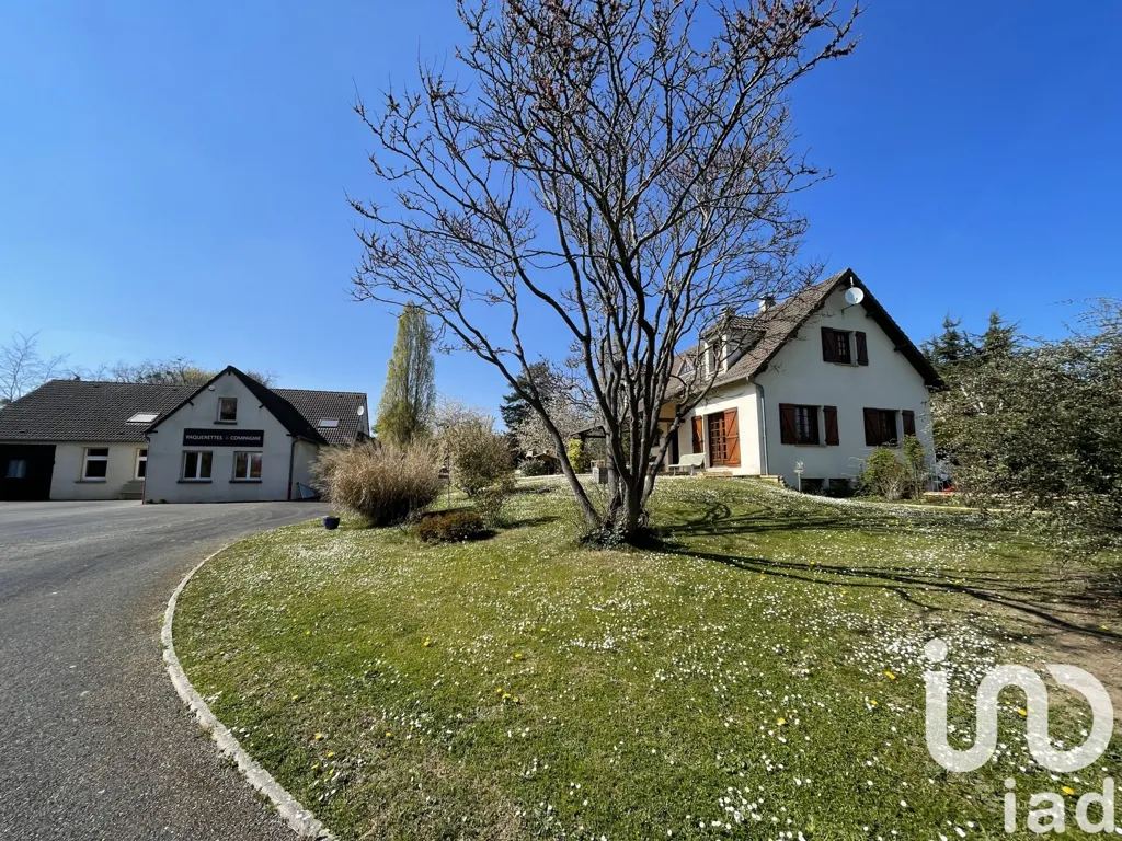 Välivaade - House with Commercial Space in Berchères-sur-Vesgre