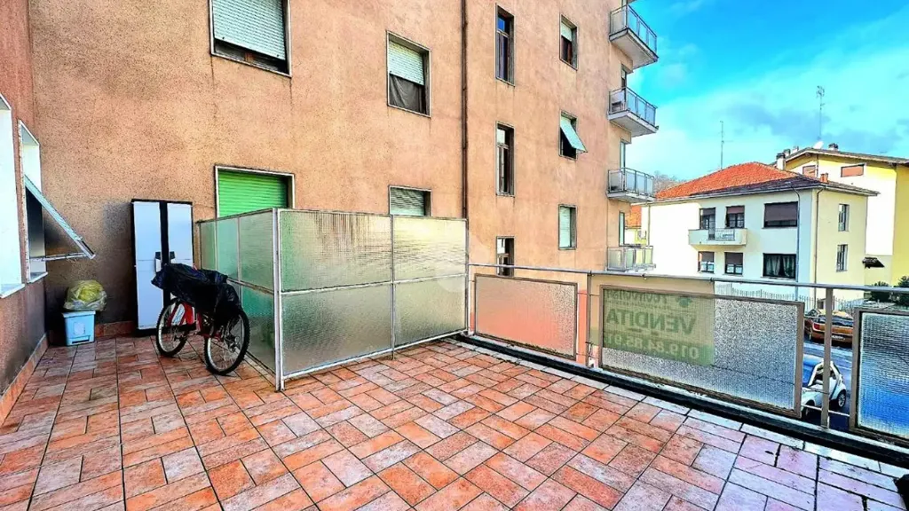 Balcon - Apartment with Terrace in Cairo Montenotte