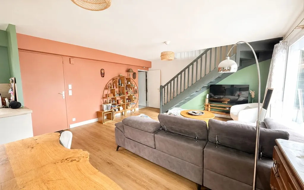 Séjour - Maison avec Piscine et Jardin à Dax