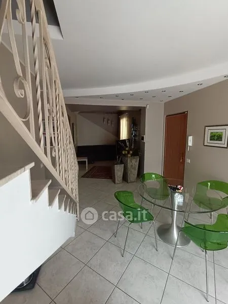 Sala da pranzo - Appartamento con terrazzo a Ficarazzi
