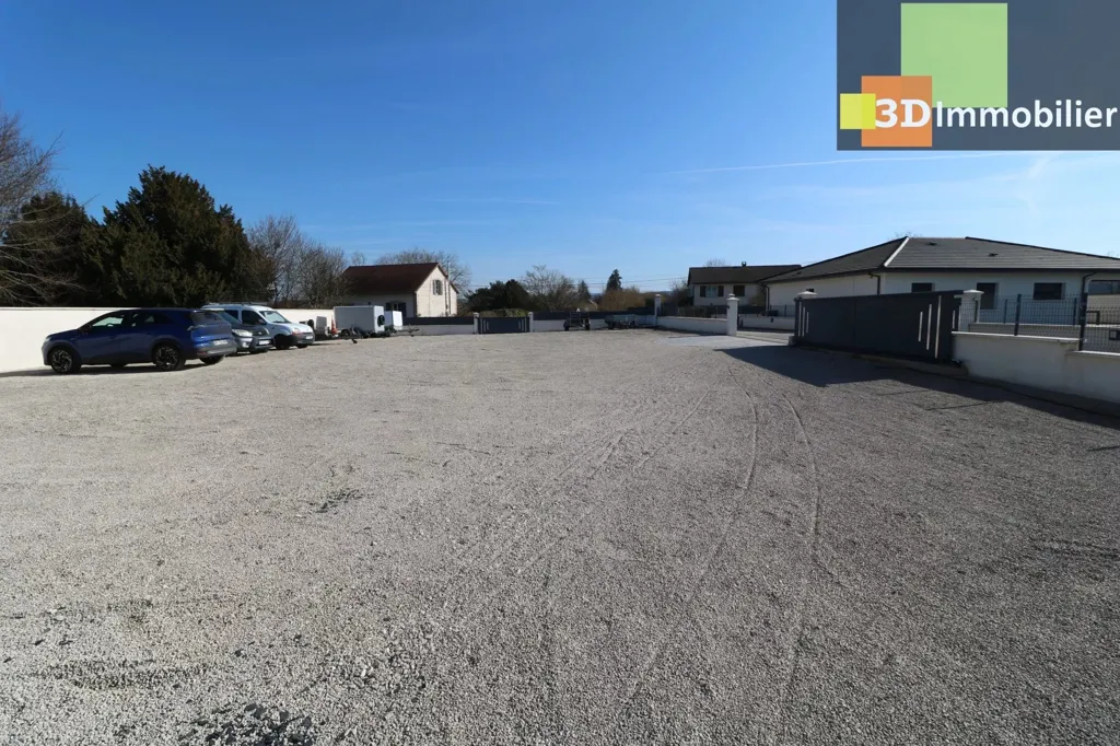 Exterior - Recent Bungalow with Garden near Mouchard