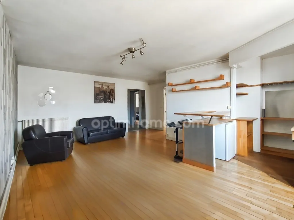 Séjour - Appartement 3 Pièces avec Potentiel Locatif à Bourges