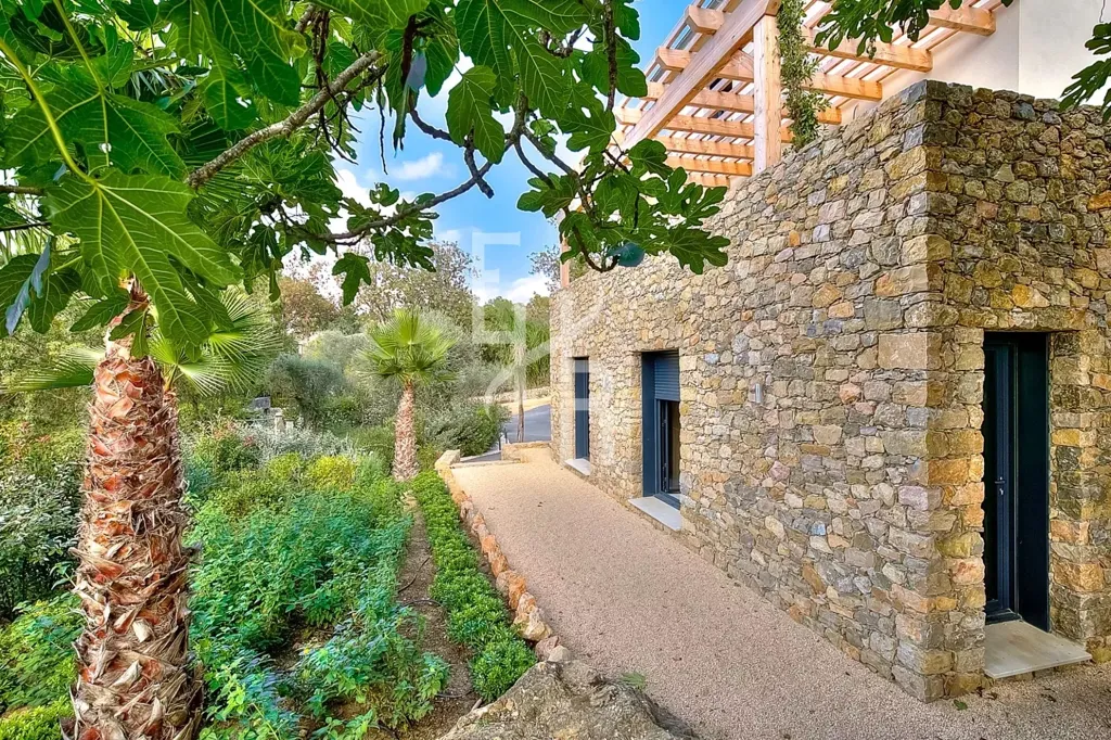 Välivaade - Villa with Pool in Mougins