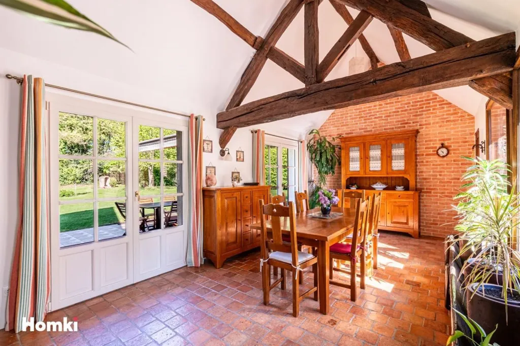 Salle à manger - Maison 6 pièces à Marcilly-en-Villette
