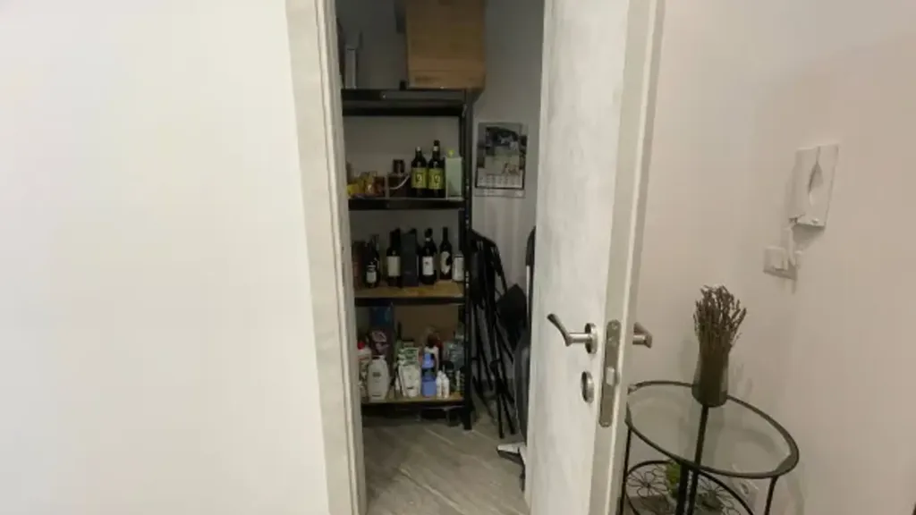 Pesuköök - Rear-Facing Apartment with Balcony in Pegli, Genoa