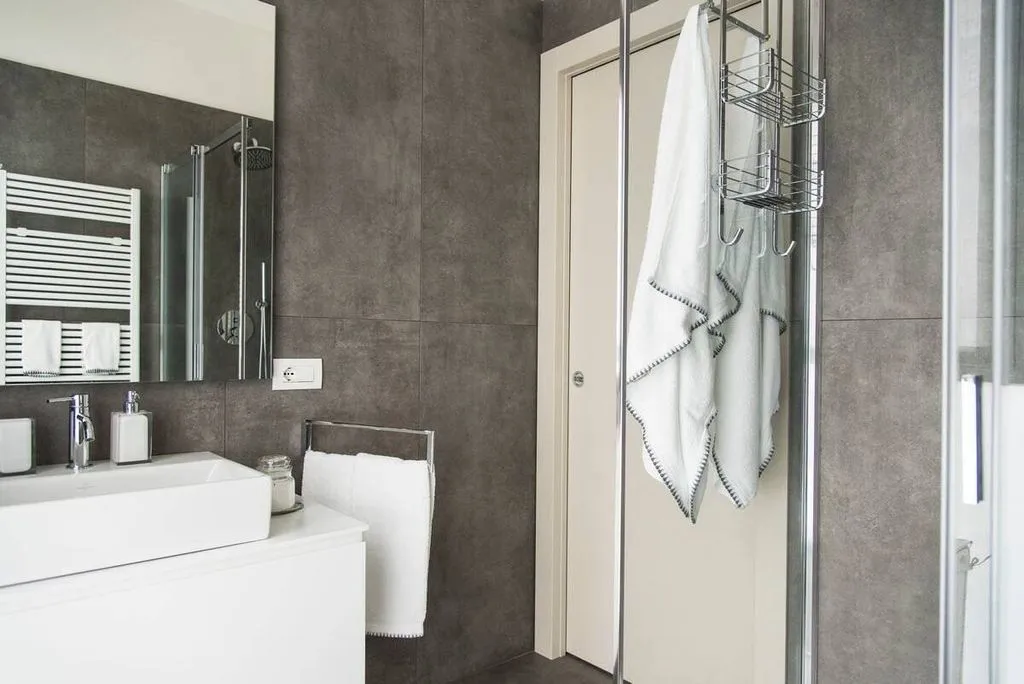 Vannitoad - 1-Bedroom Flat with Corner Terrace in Milan