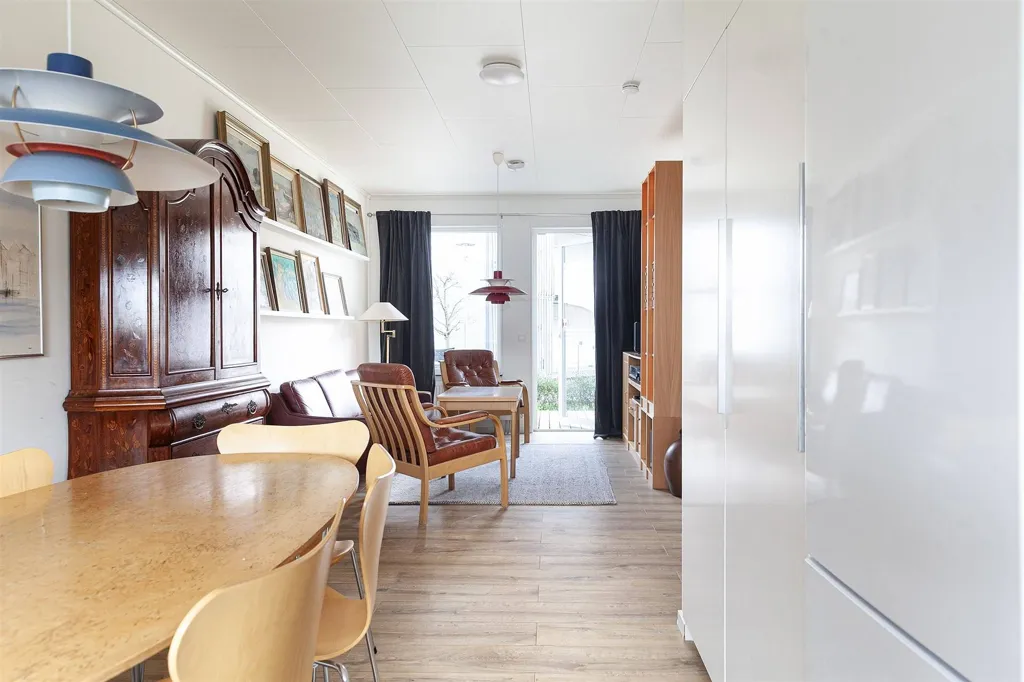 Dining Room - Spacious Flat with Lift in Höganäs