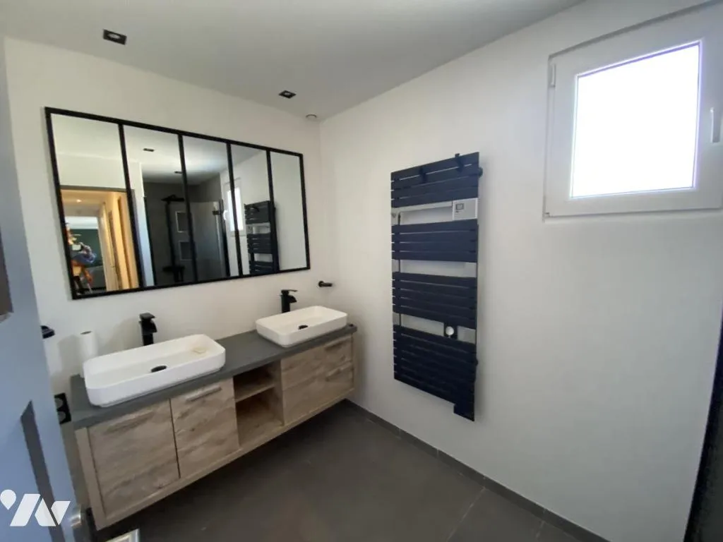 Salles de bain - Maison Rénovée dans Village entre Reims et Warmeriville